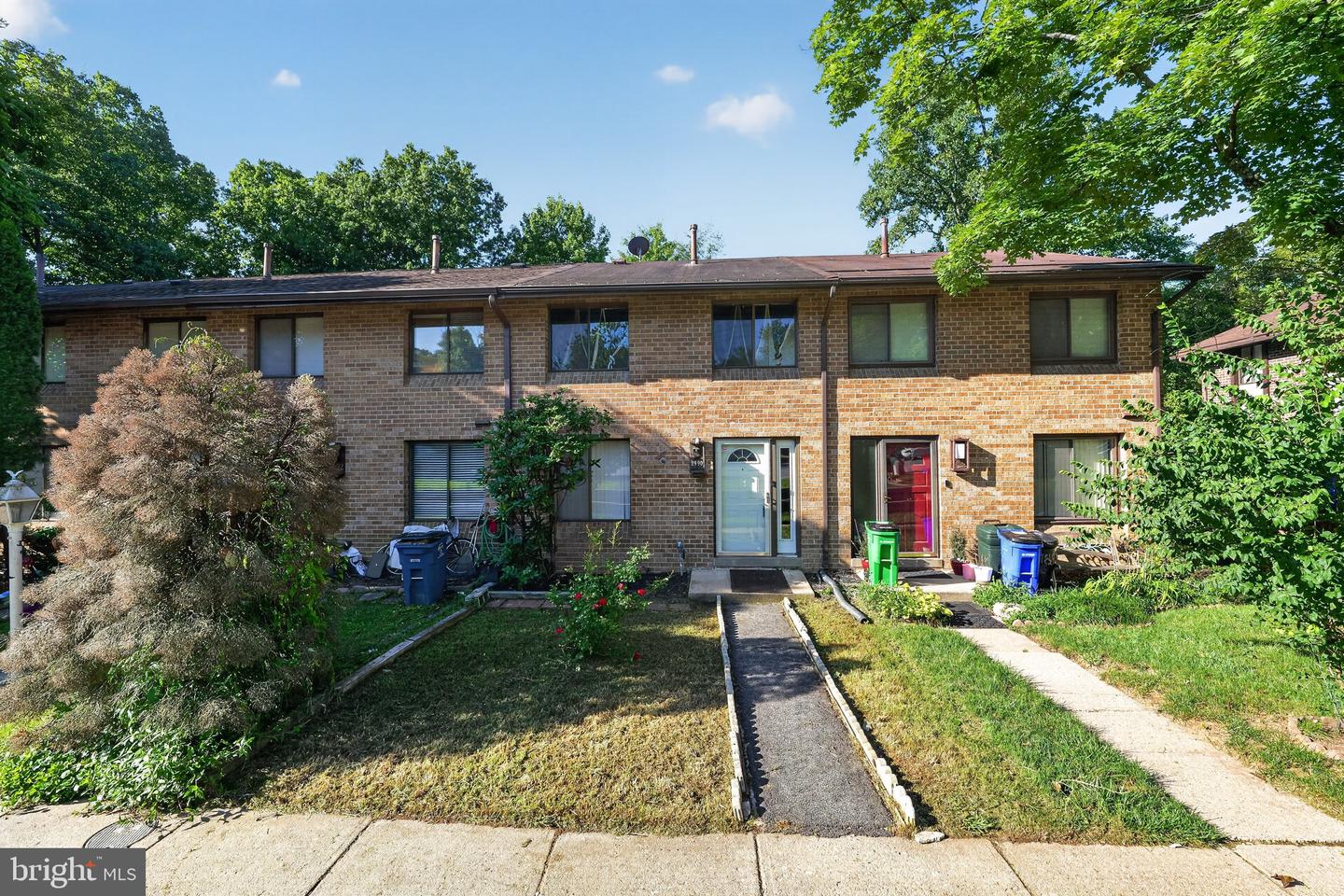 8990 Watchlight Ct — photo