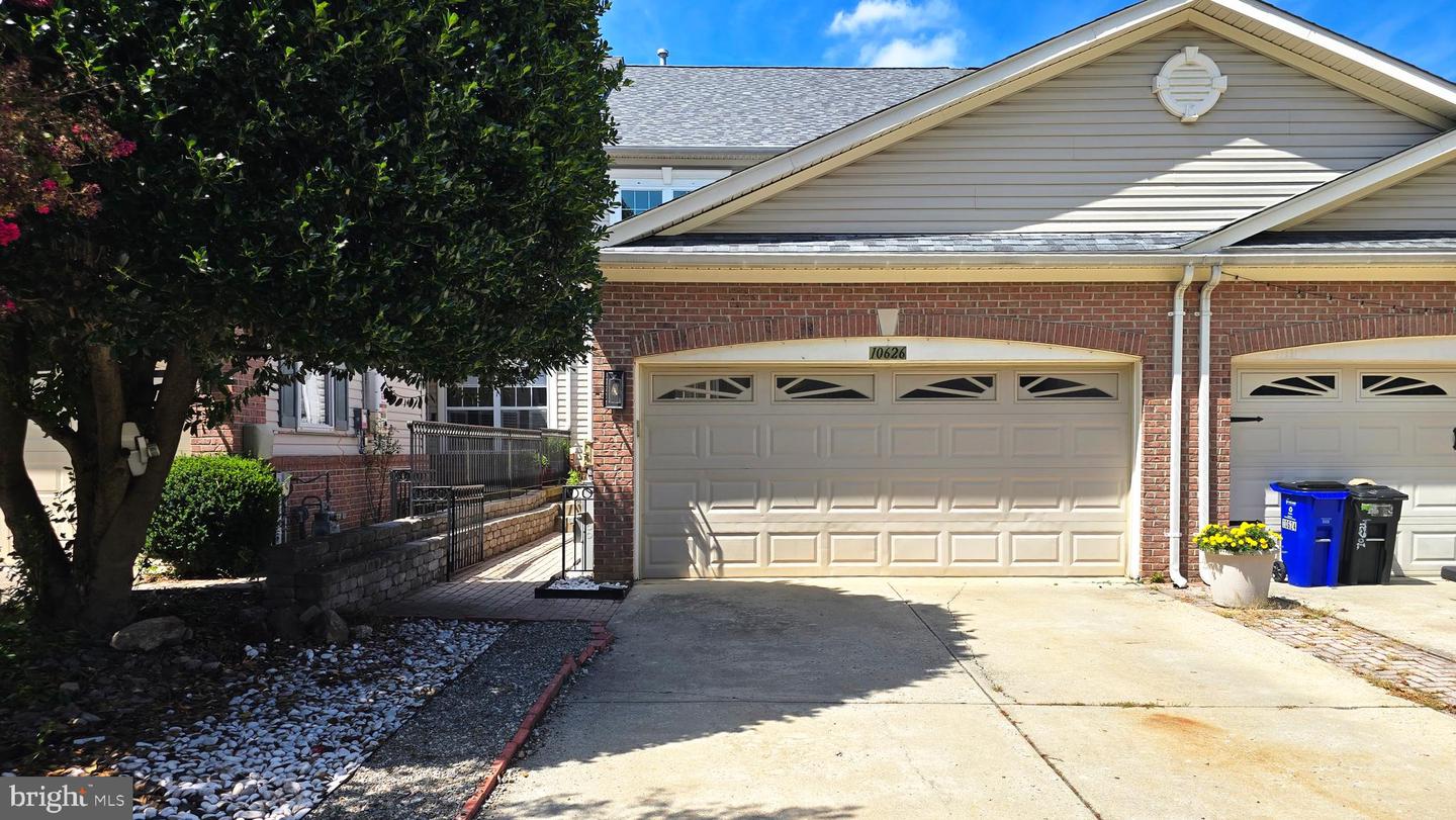 10626 Hillingdon Rd — photo
