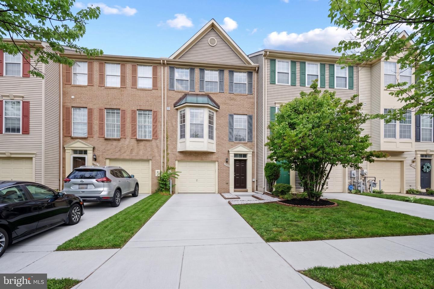 6123 Silver Arrows Way — photo