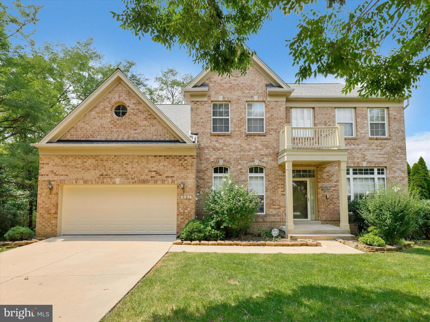 4686 Yorkshire Dr — photo