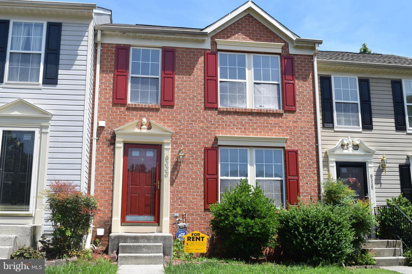 9333 Maxwell Ct — photo
