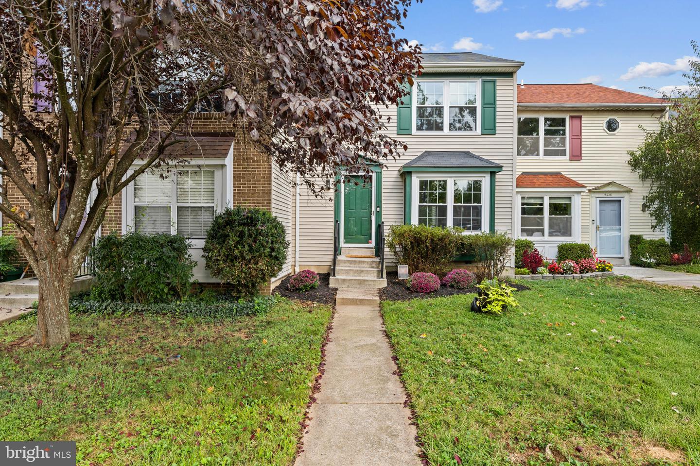 9438 Riverbrink Ct — photo