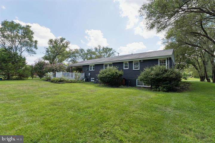 5521 Montgomery Rd — photo