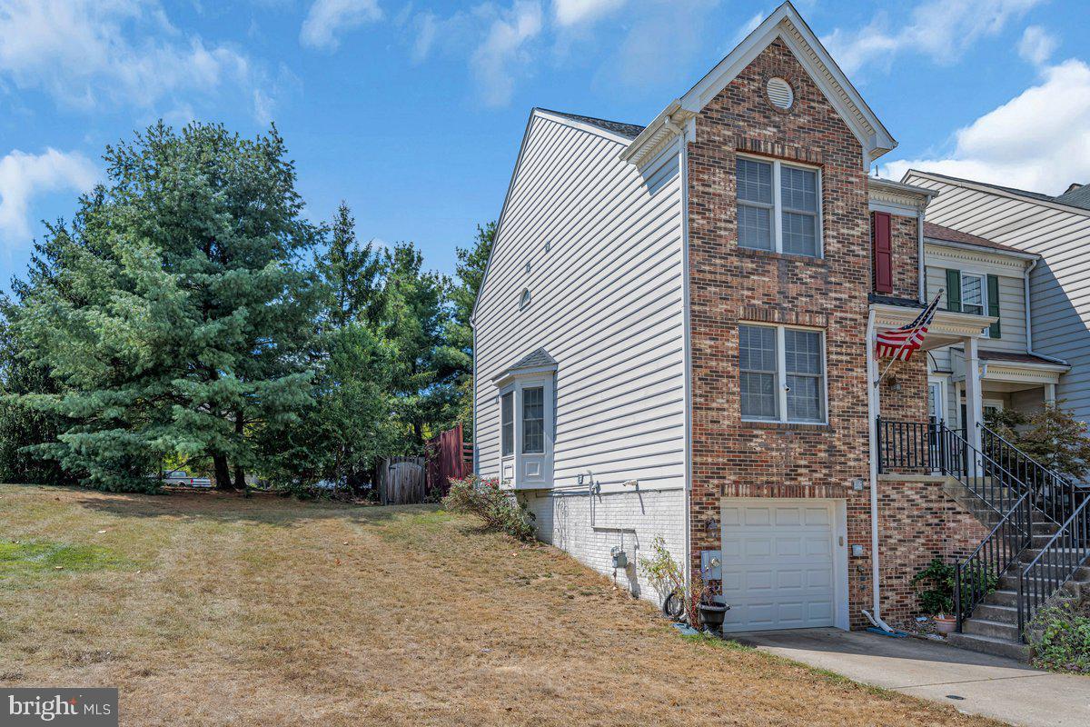 9354 Sombersby Ct — photo