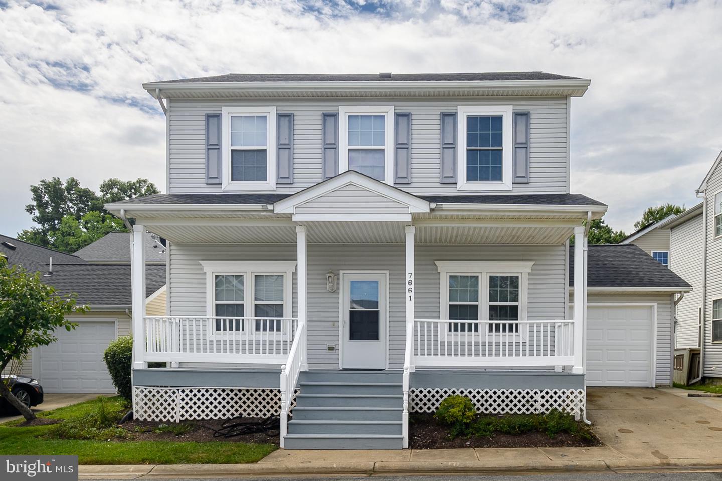 7661 Bluff Point Ln — photo