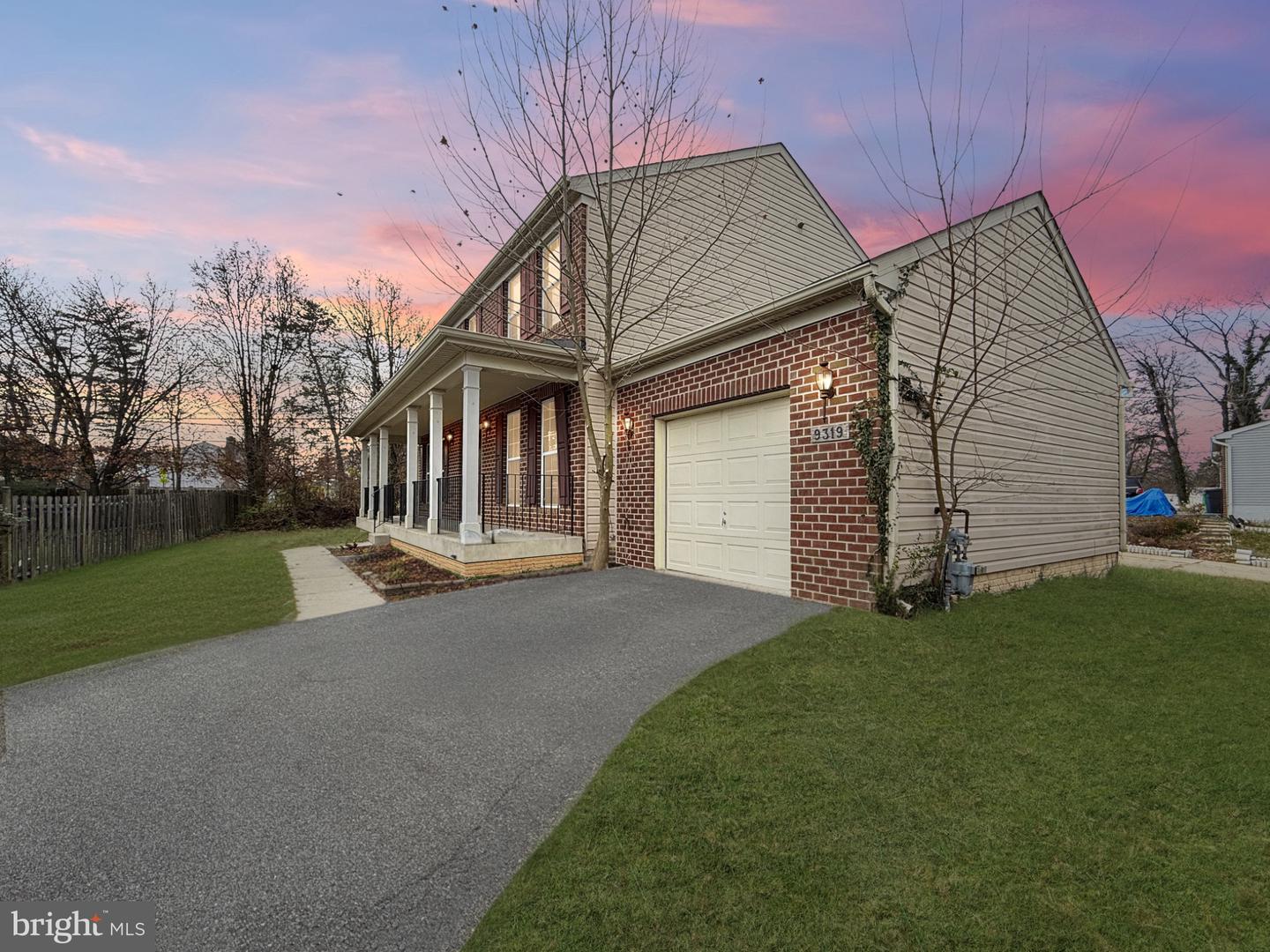 9319 Holly Brothers Ct — photo