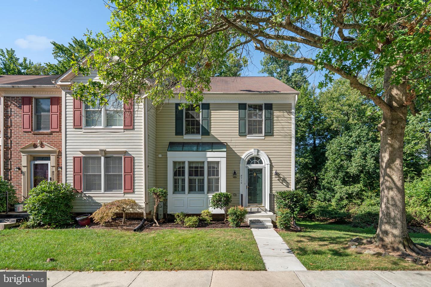 8710 Birkenhead Ct — photo