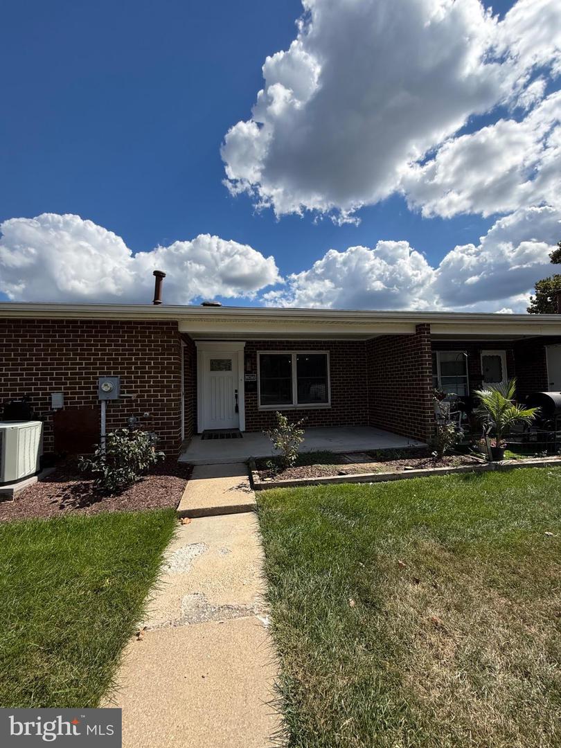 9175 Hitching Post Ln #G — photo