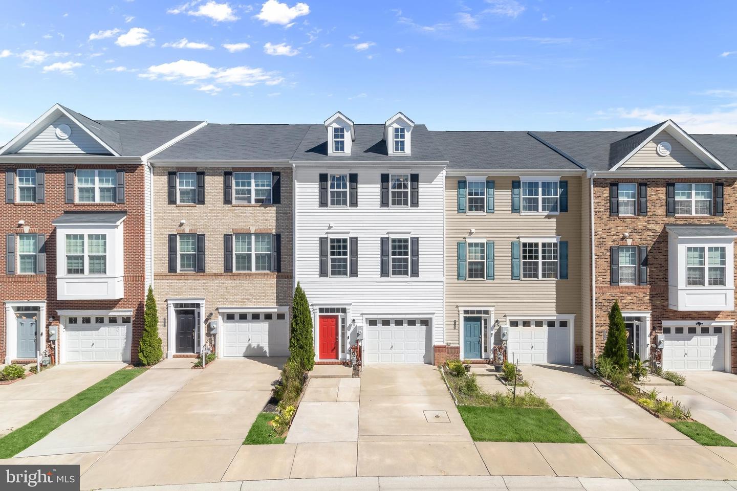 7730 Rearden Ct — photo