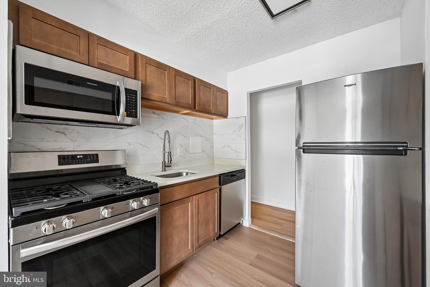 5911 Tamar Dr #8 — photo