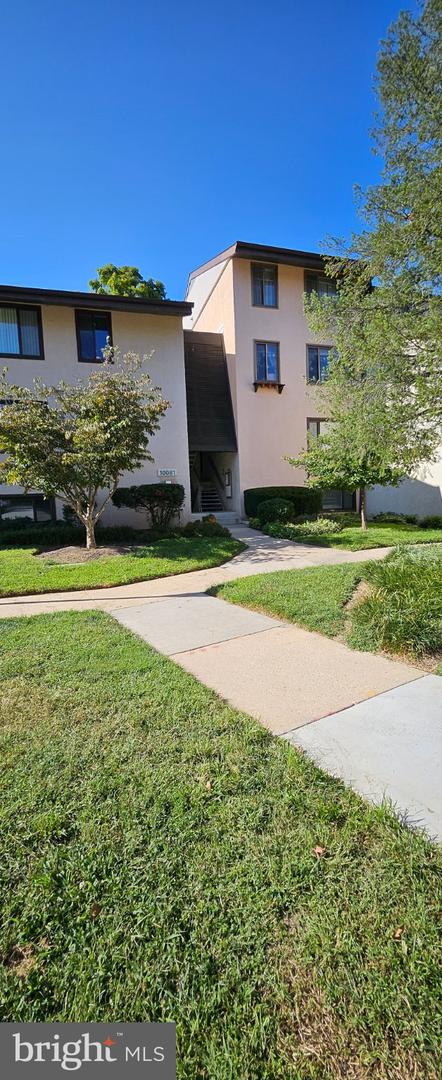 10081 Windstream Dr #1 — photo