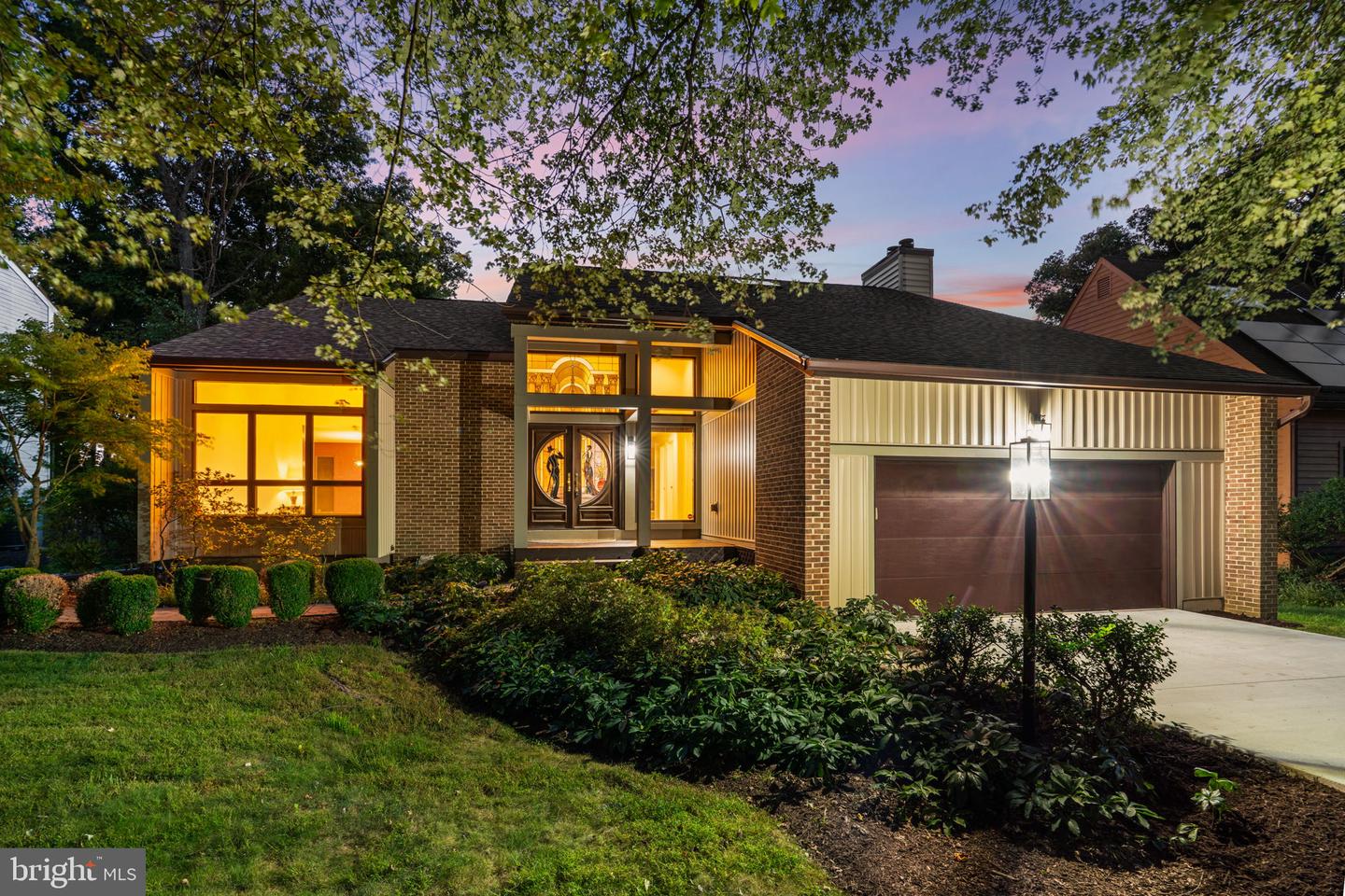 6184 Llanfair Dr — photo