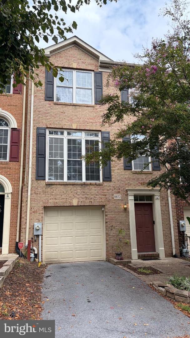 8872 Montjoy Pl — photo