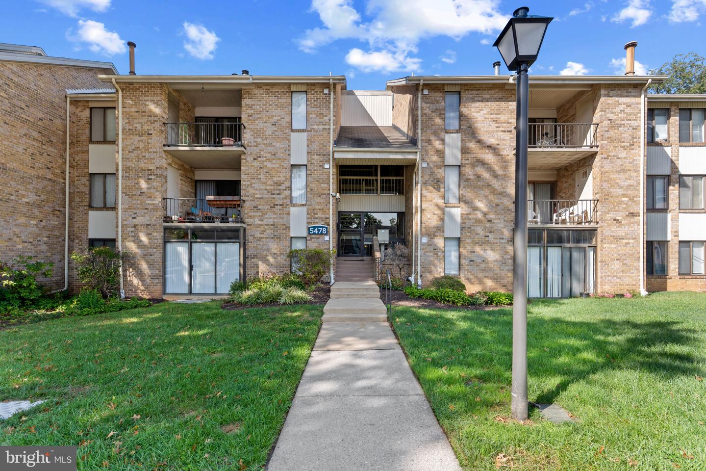 5478 Cedar Ln #B3 — photo
