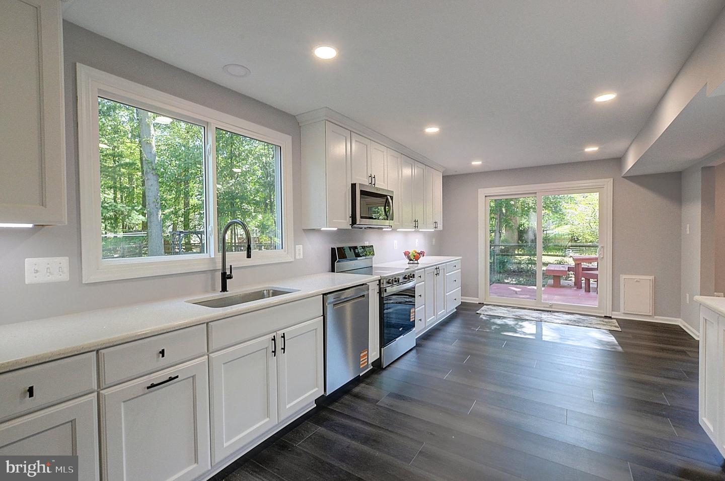 10971 Hickory Ridge Road, Columbia, MD 21044 — photo 3