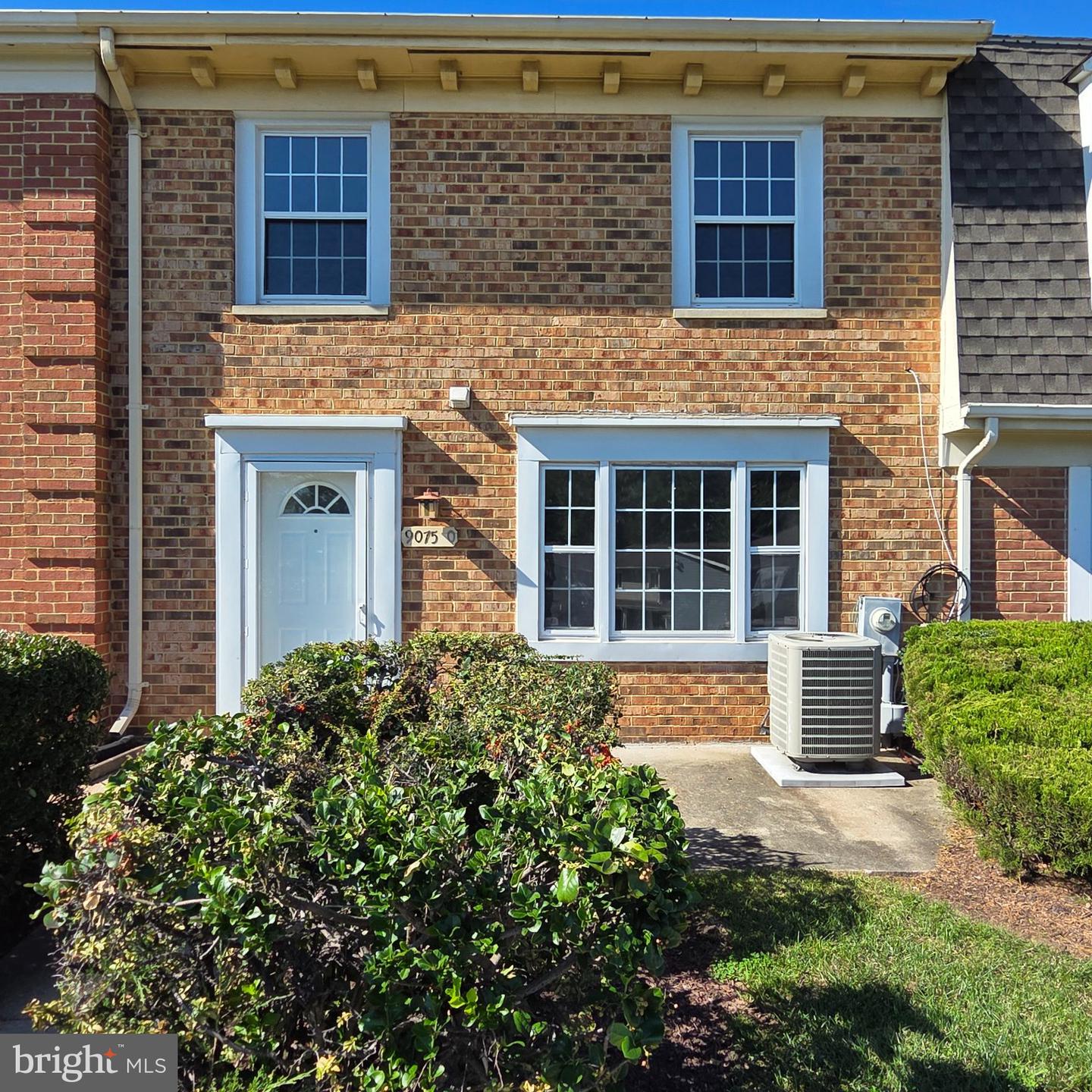 9075 Laurel Rd #O — photo