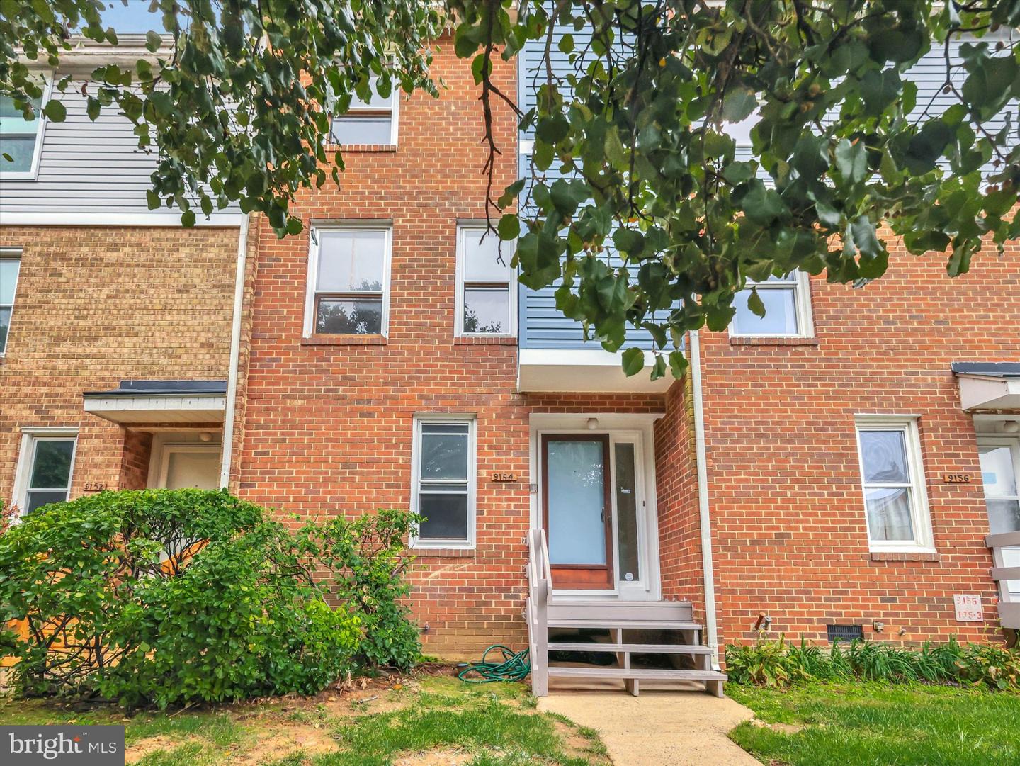 9154-104 Canterbury Rdng #104 — photo