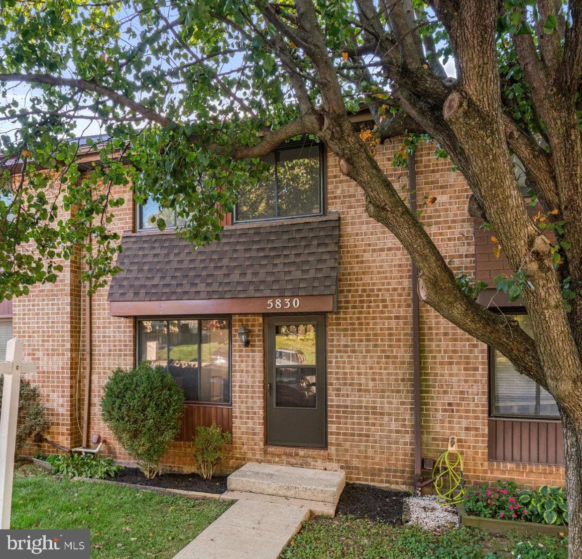 5830 Diggers Ln #4-02 — photo