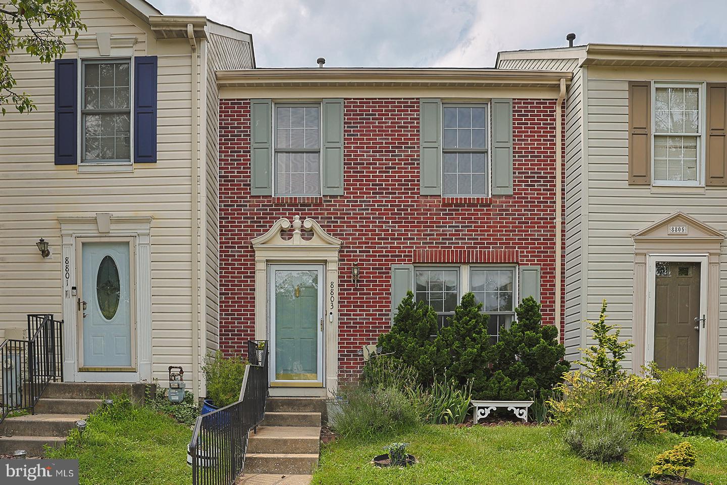 8803 Castlebury Ct — photo