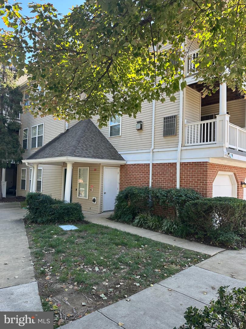 5816 Wyndham Cir #201 — photo