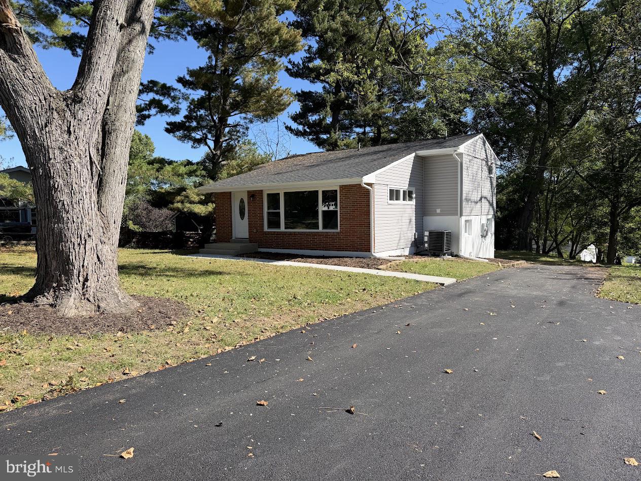 3433 Rollingview Ct — photo