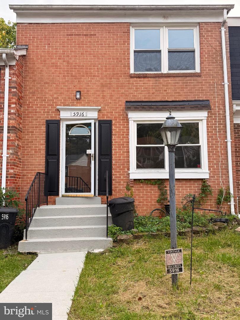 5916 Grand Banks Rd — photo