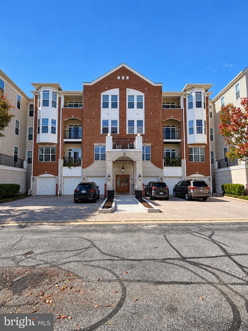 5920 Great Star Dr #305 — photo