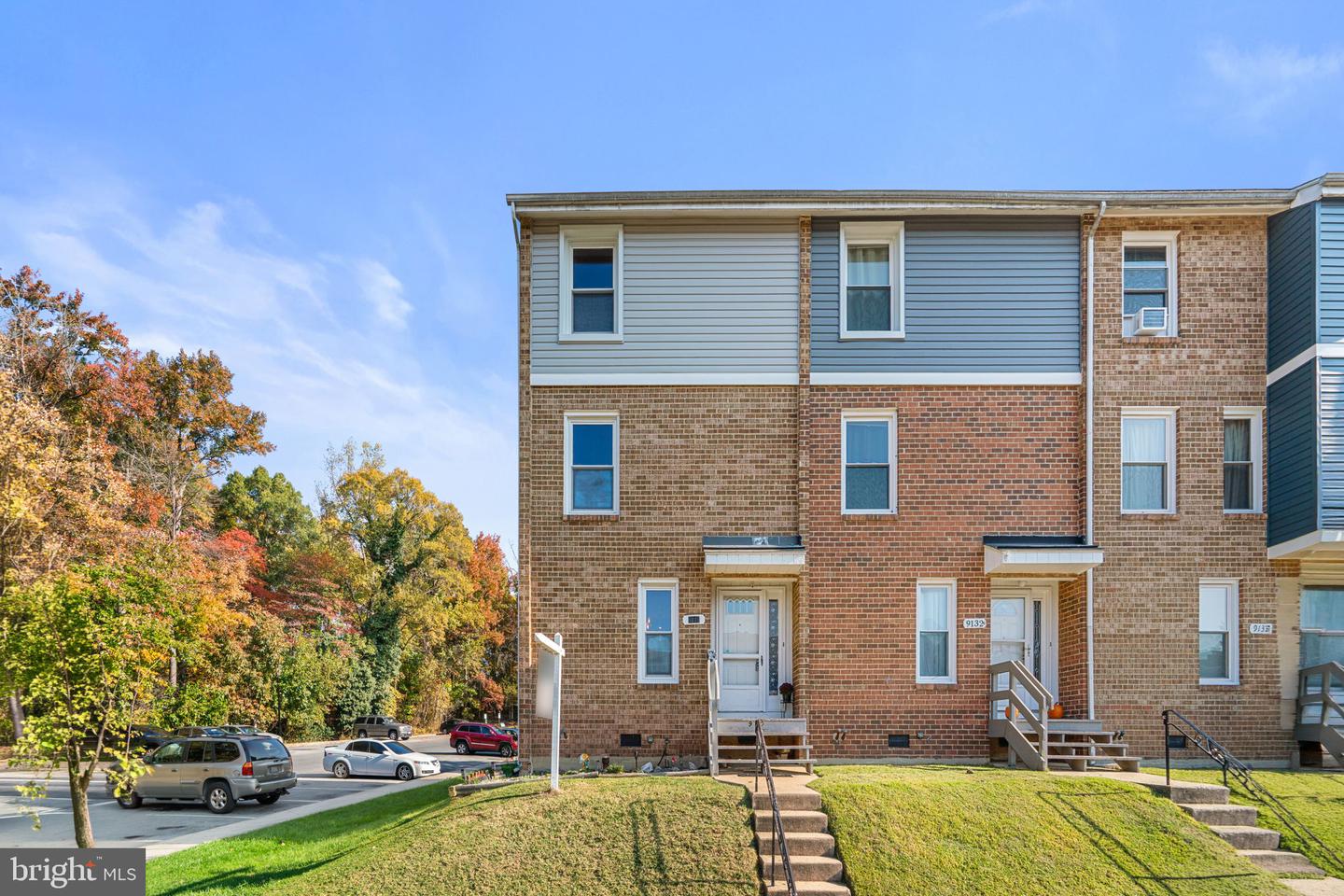 9130 Canterbury Rdng #111 — photo