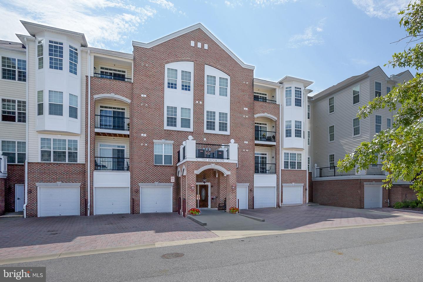 7305 Brookview Rd #206 — photo