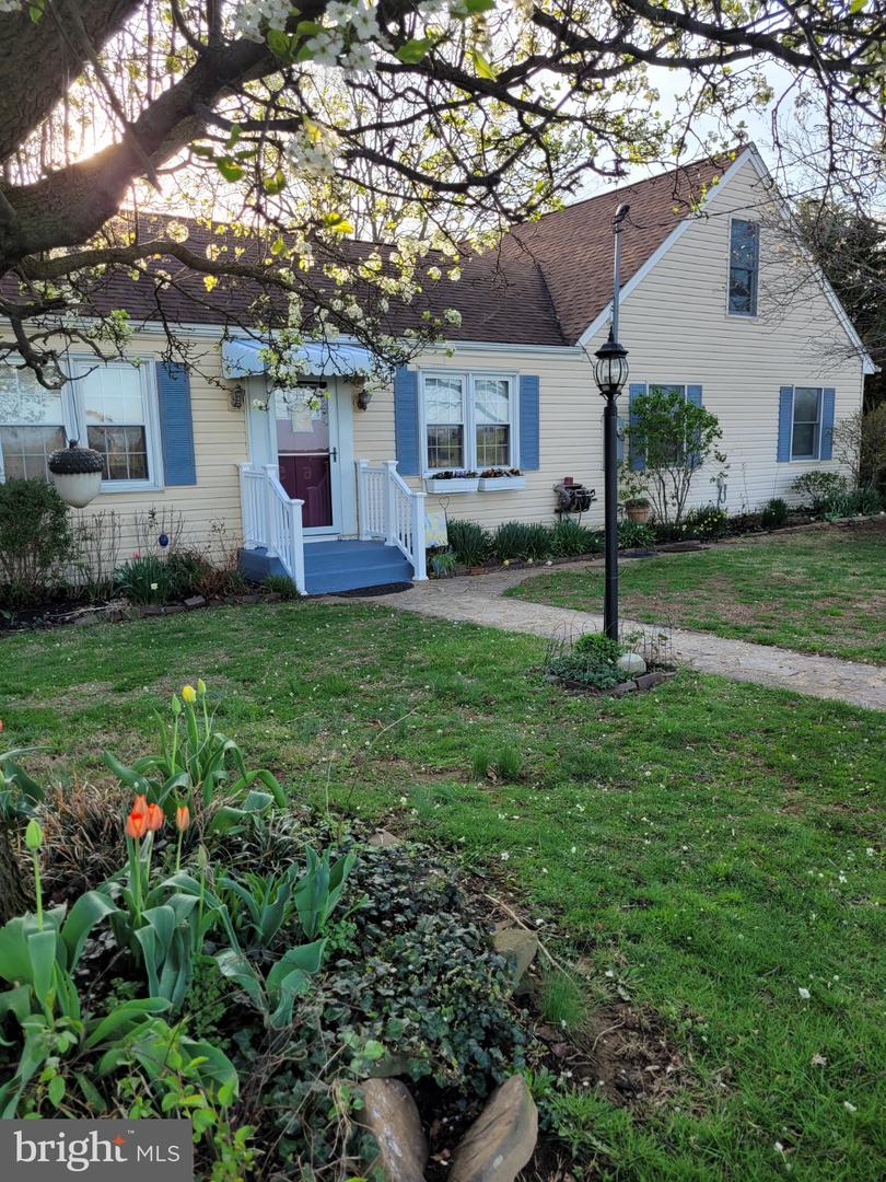 14136 Kentmore Park Rd — photo