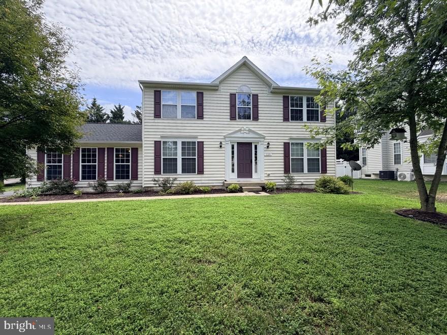 129 Trafford Dr — photo