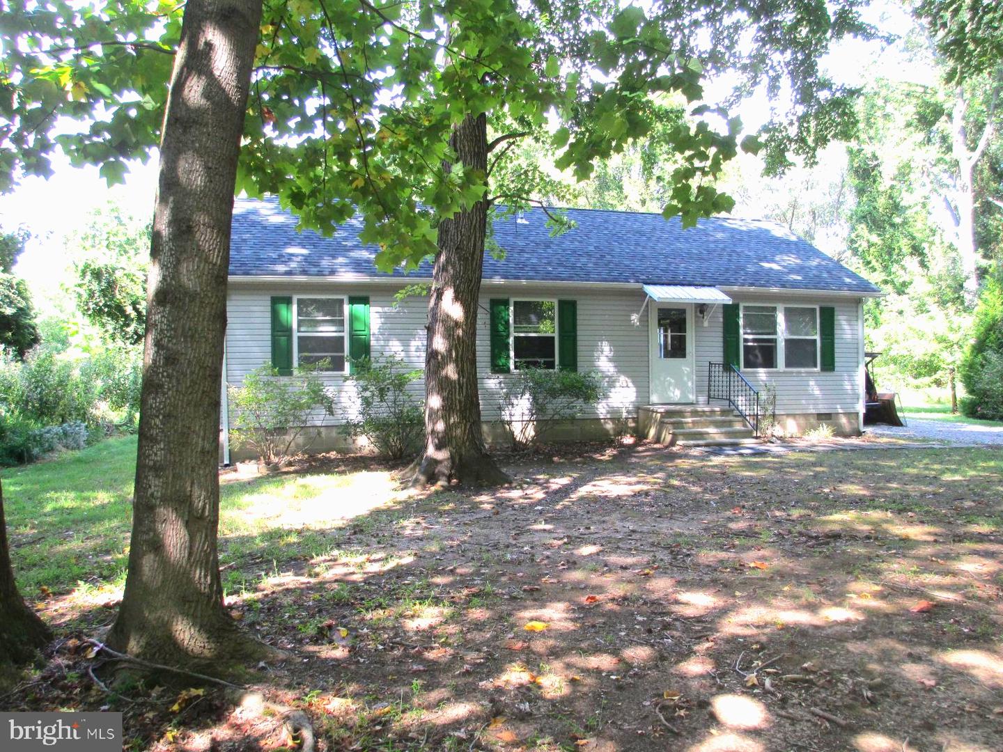 8732 Elm Rd — photo