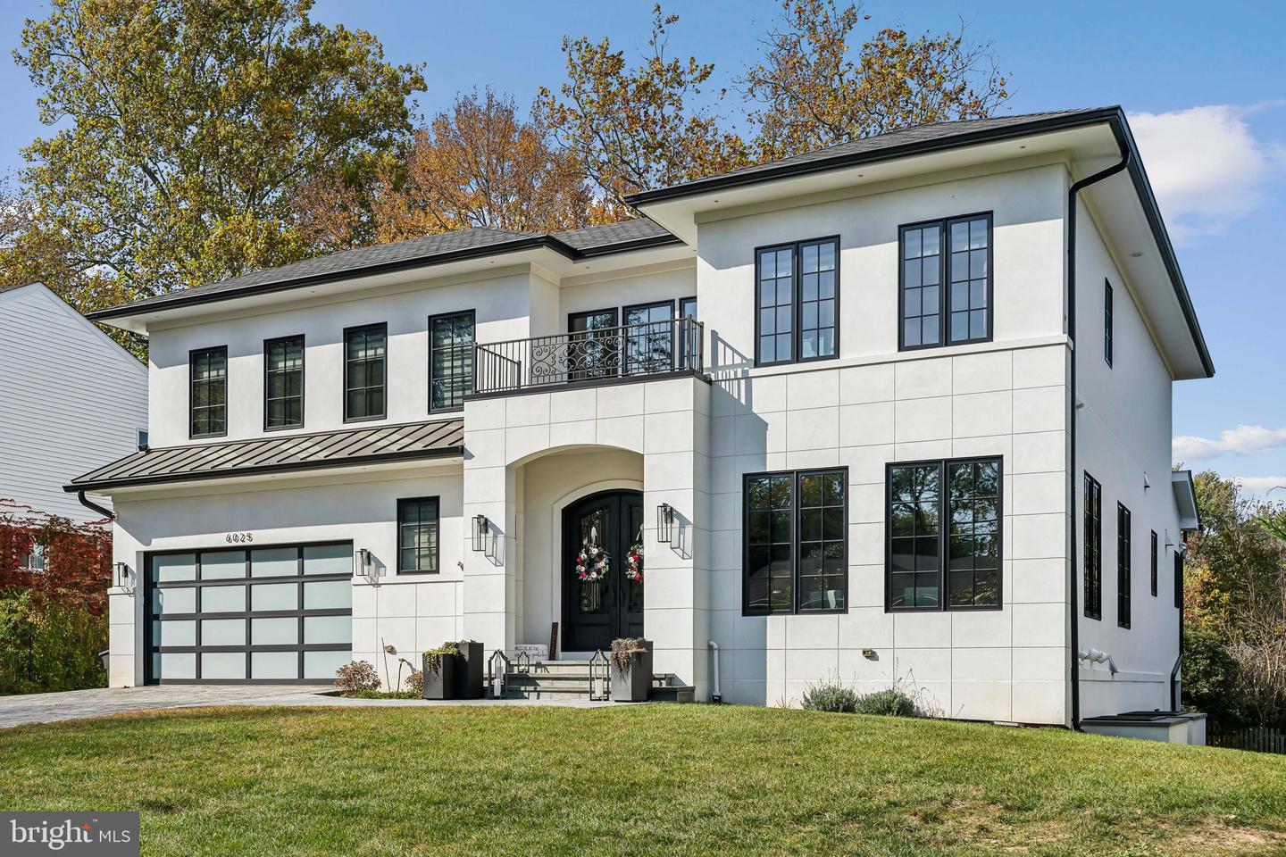 6025 Avon Dr — photo
