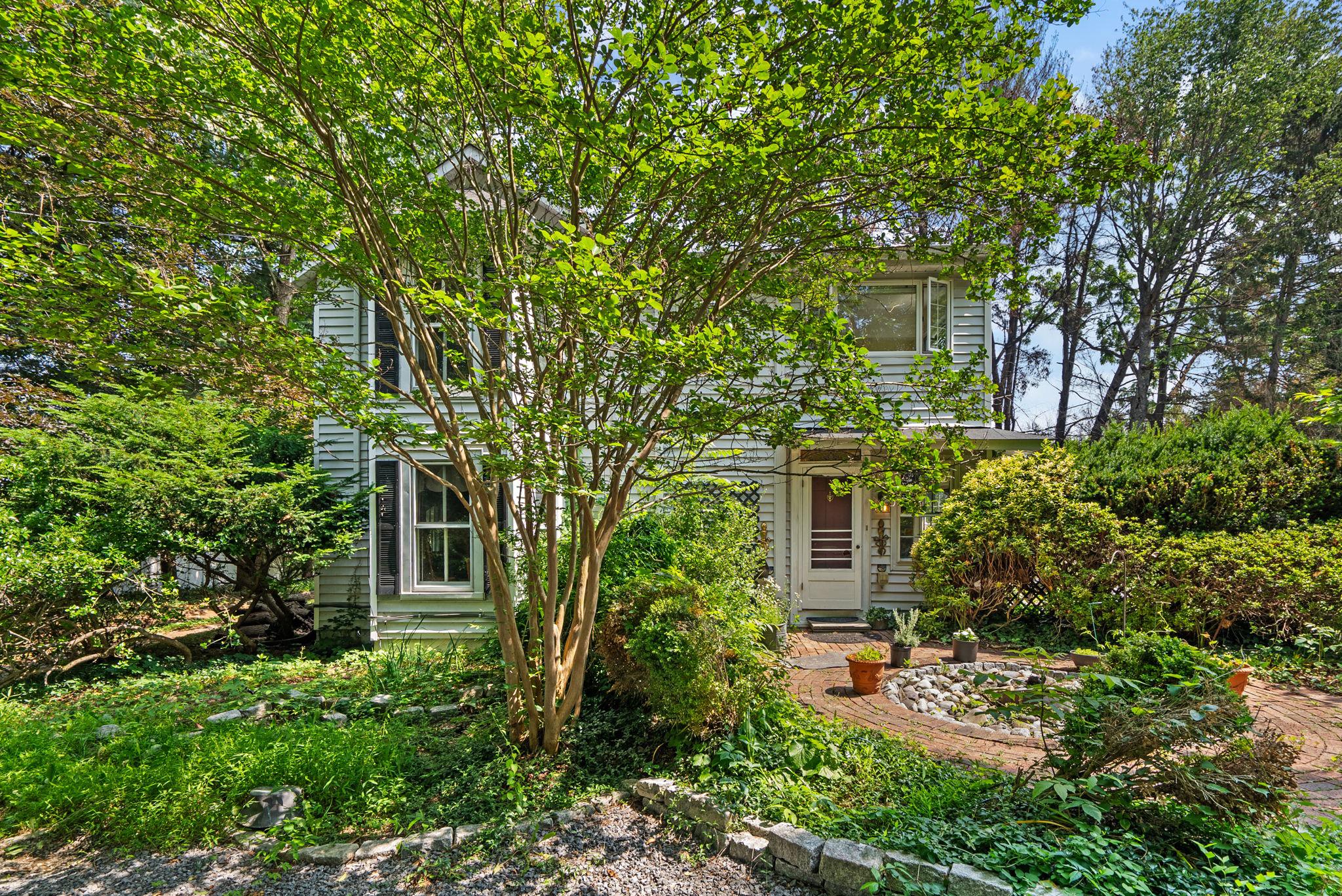 13321 Travilah Rd — photo