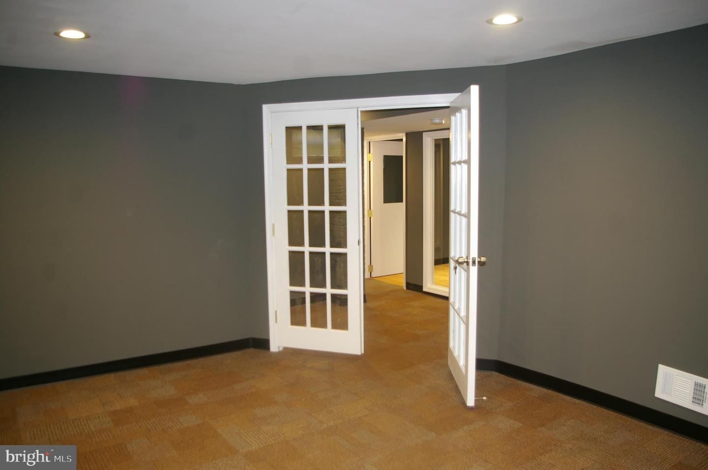 9913 Georgia Ave #Unit B — photo