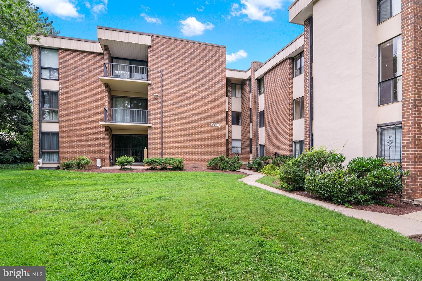 9800 Georgia Ave #25-301 — photo