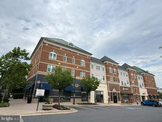302 King Farm Blvd #30208 — photo