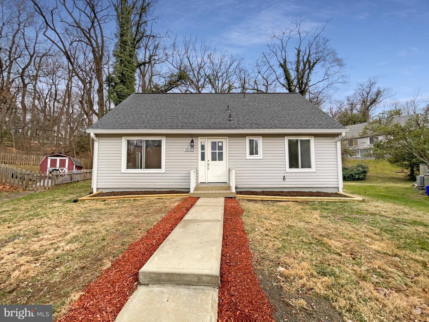 10103 Meredith Ave — photo