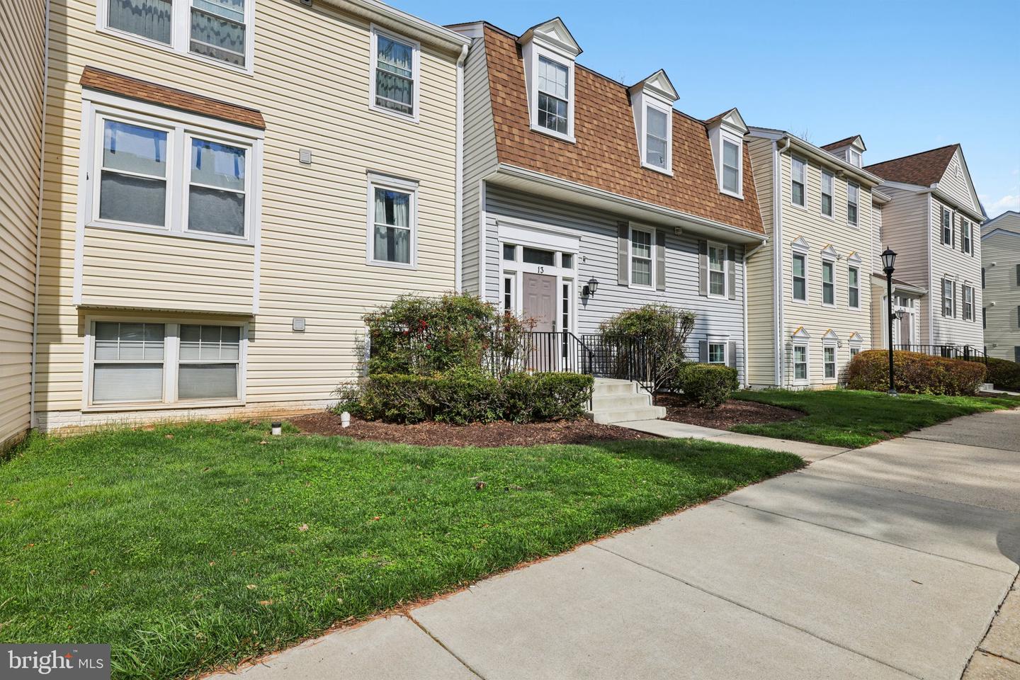 13 Pickering Ct #13-02 — photo