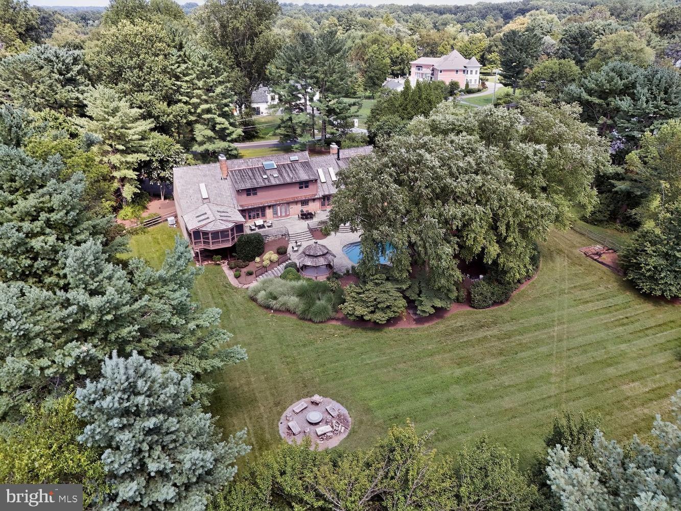 10812 S. Glen Rd. — photo