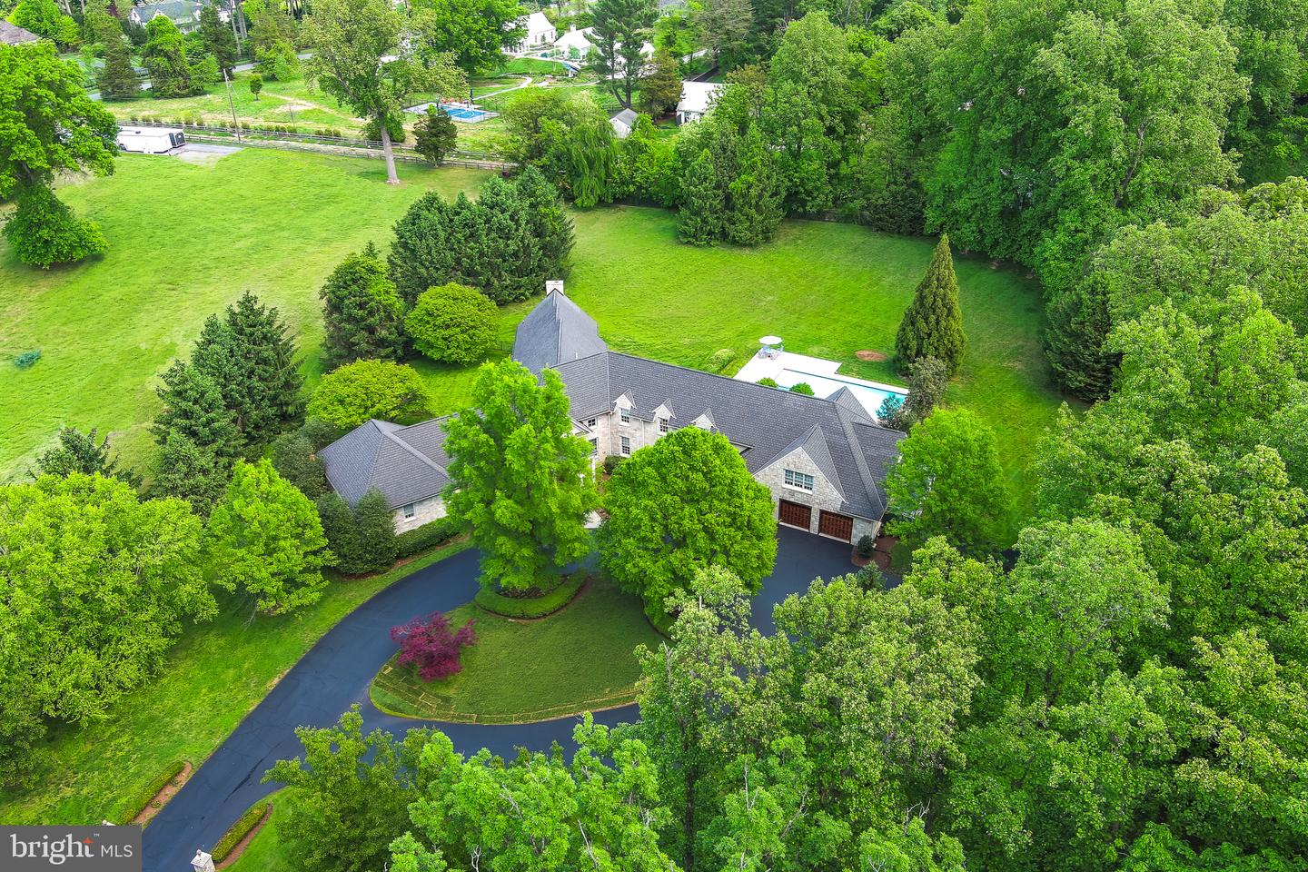 9001 Persimmon Tree Road, Potomac, MD 20854