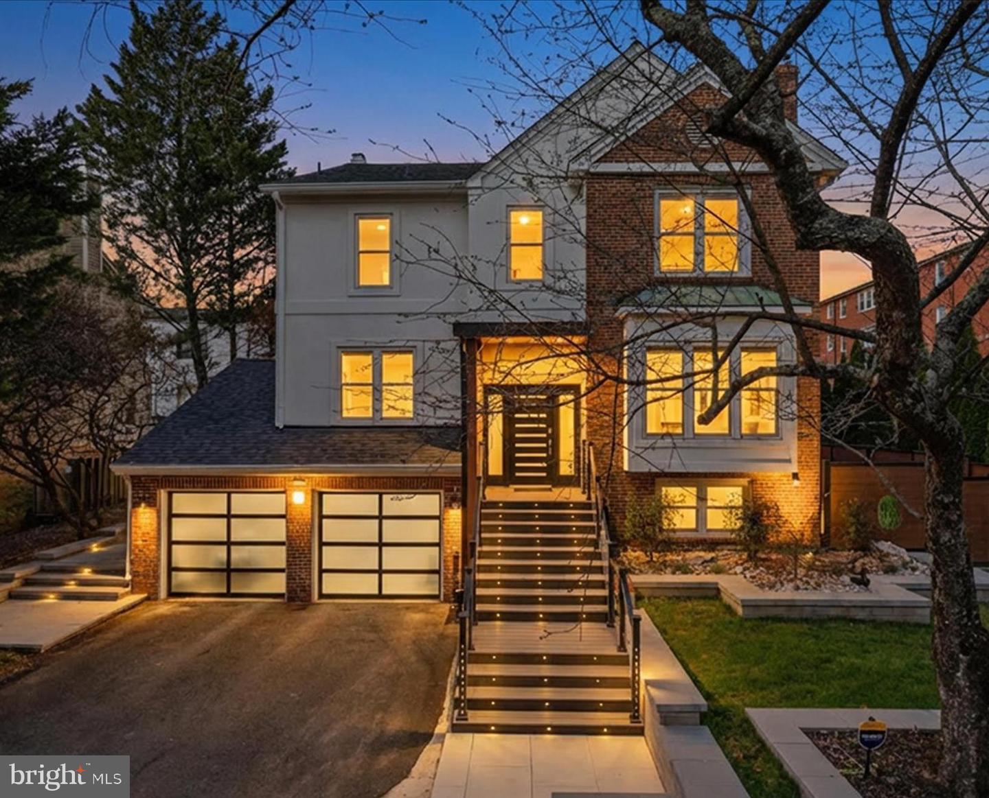 4416 Sangamore Rd — photo