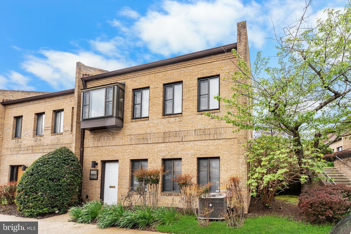 9001 Shady Grove Ct #27B — photo