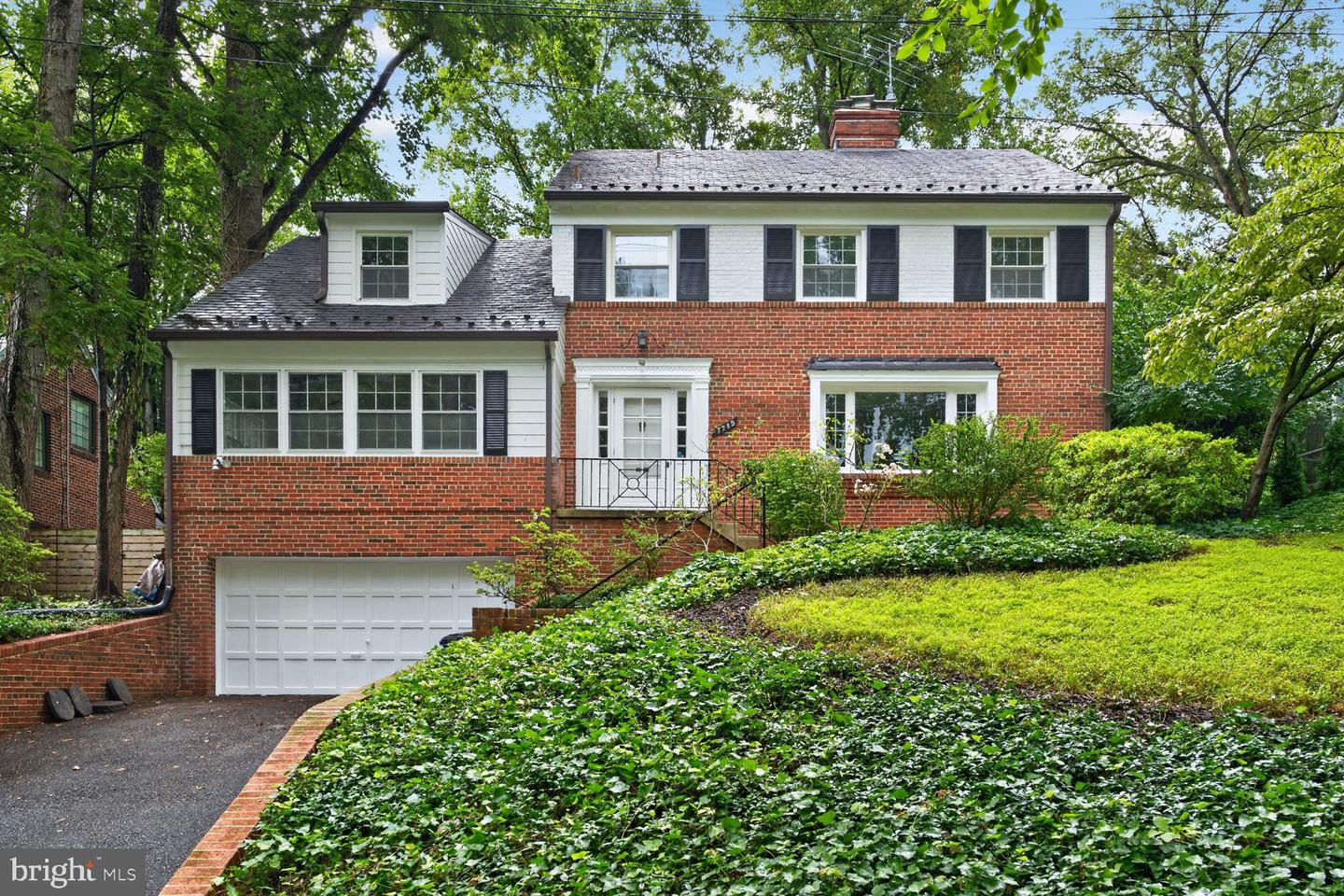 7215 Rollingwood Dr — photo