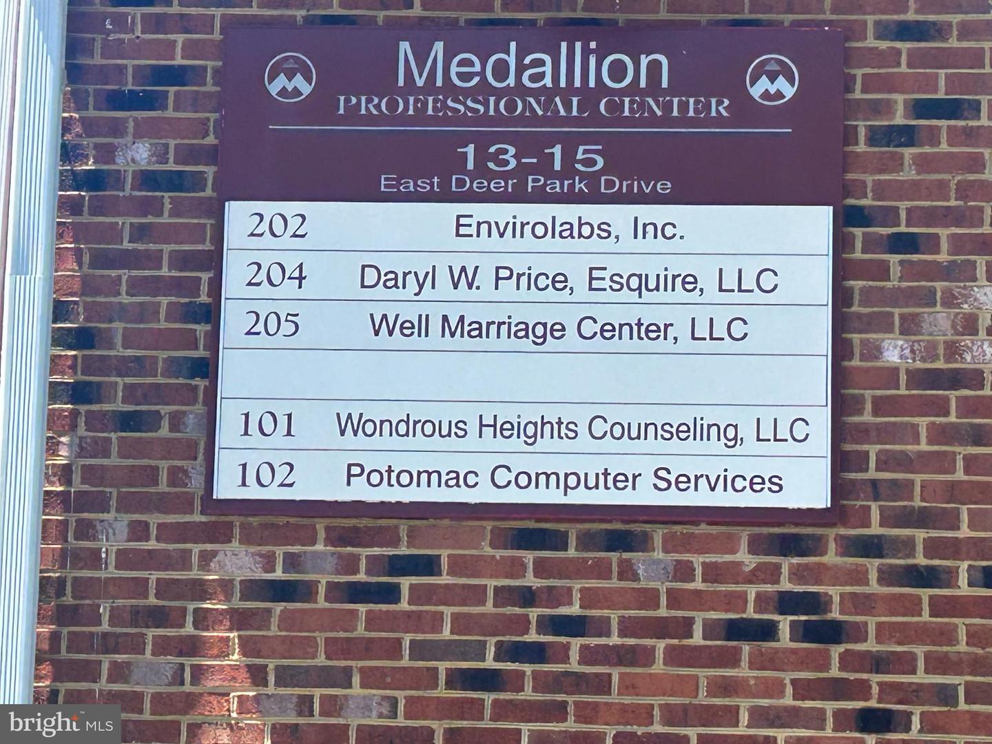 13-15 E Deer Park E, Gaithersburg, MD 20877 — photo 3