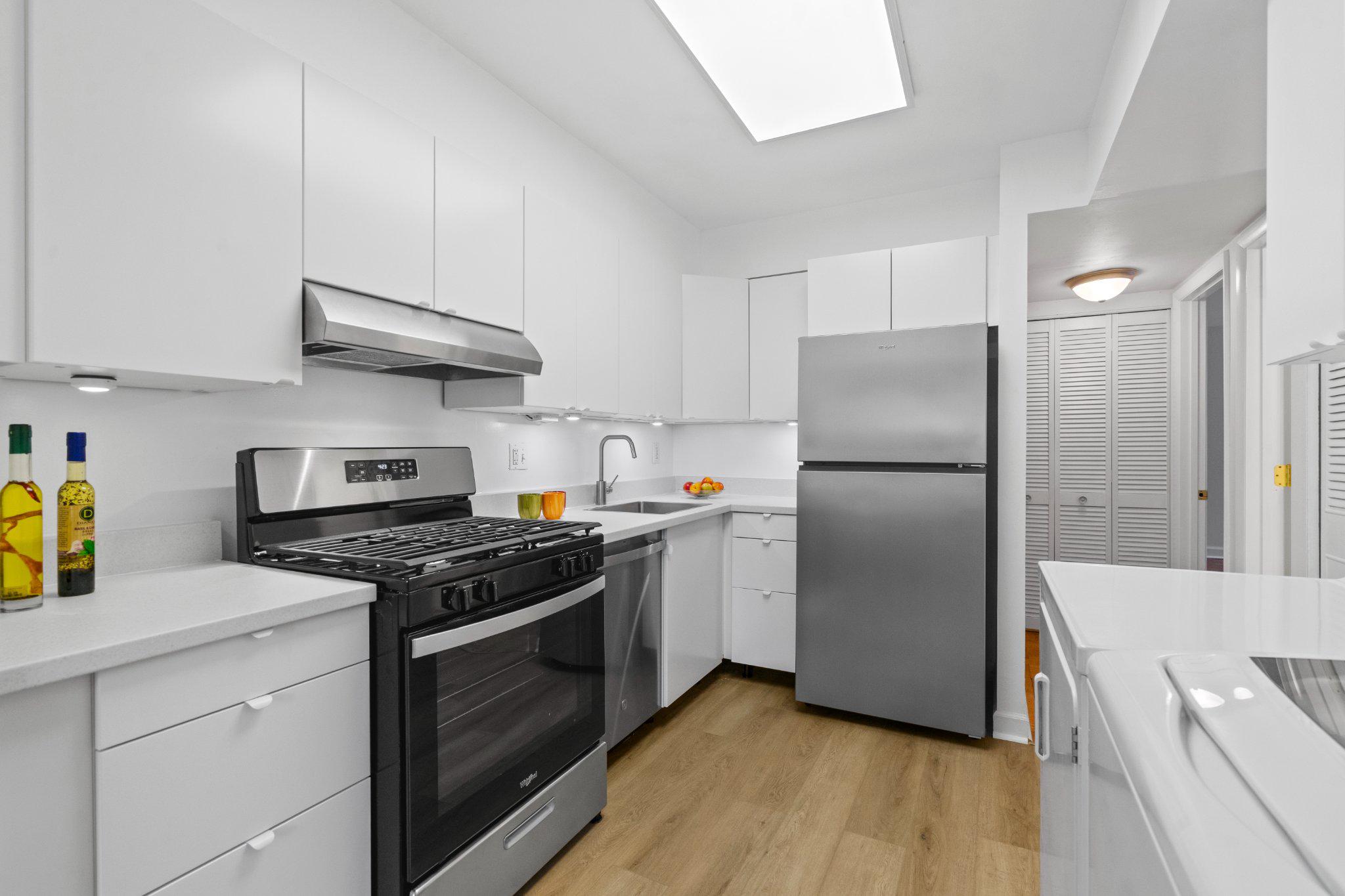 9804 Georgia Ave #23-302 — photo