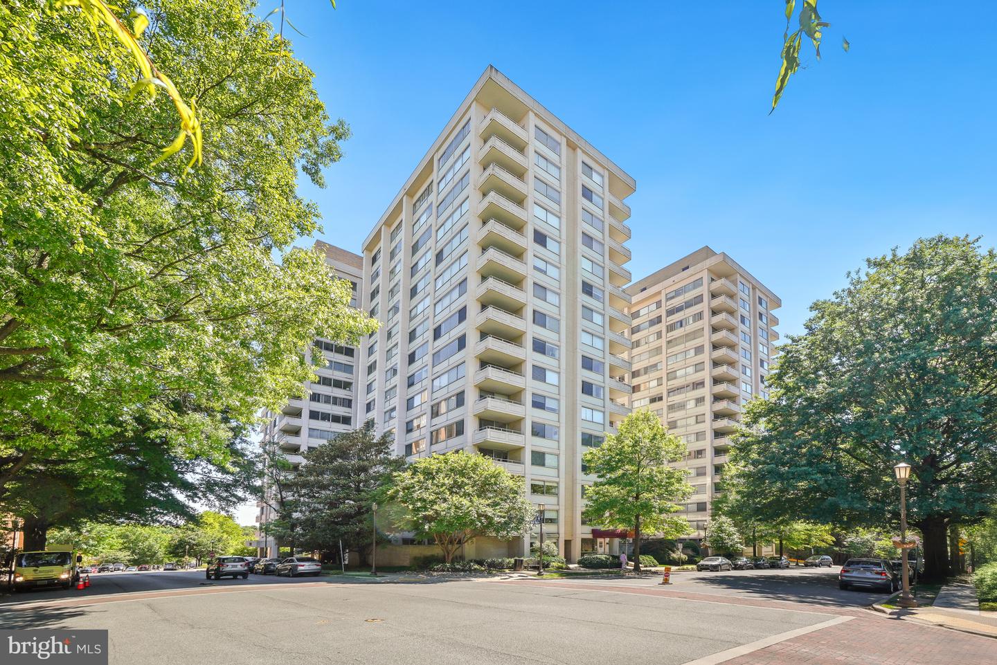5500 Friendship Blvd #2414N — photo