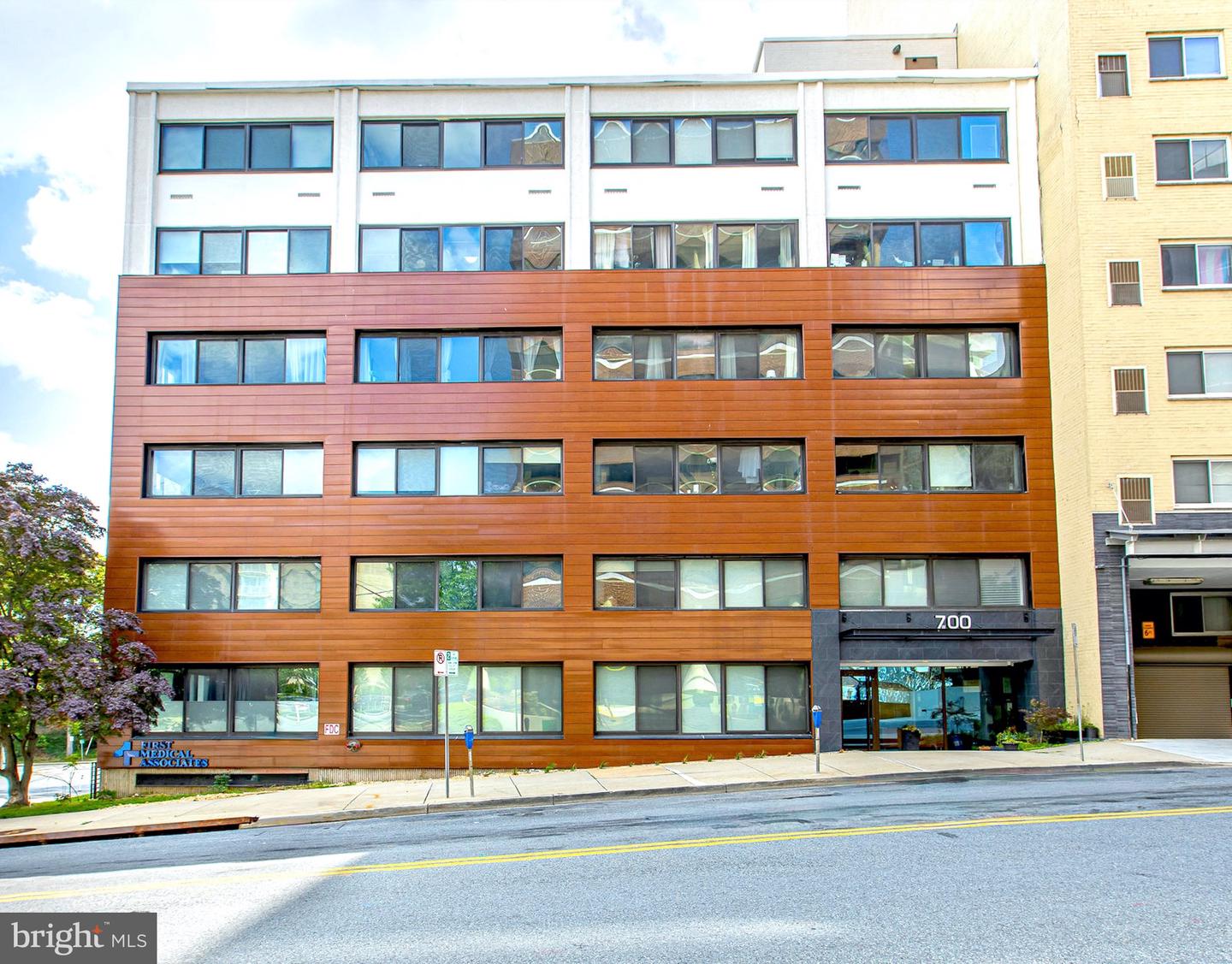 700 Roeder Rd #105 — photo