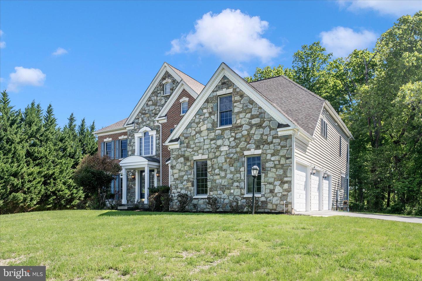 7011 Cypress Hill Dr — photo