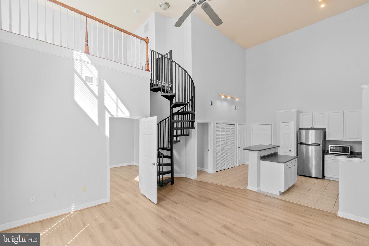 501 Hungerford Dr #315 — photo